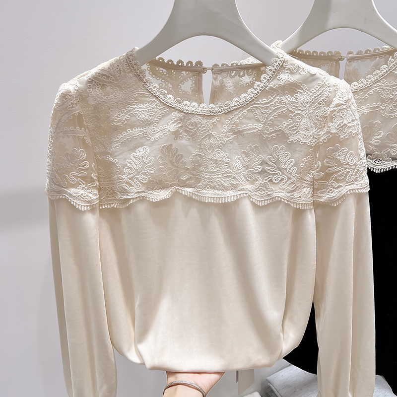 2025新款法式气质显瘦圆领刺绣拼接丝绒套头长袖上衣女秋季