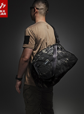 MAXGEAR 熊狸运动挎包男女户外休闲打球健身旅行出差大容量单肩包