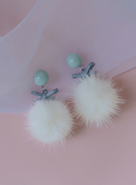 毛绒绒白色毛球莫兰迪色温柔暖冬少女心耳钉耳环无耳洞耳夹耳饰