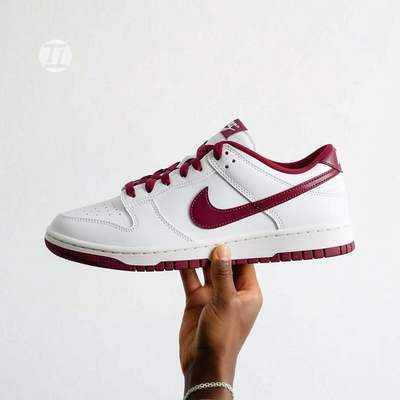 NIKEDUNKLOWRETRO灰红板鞋