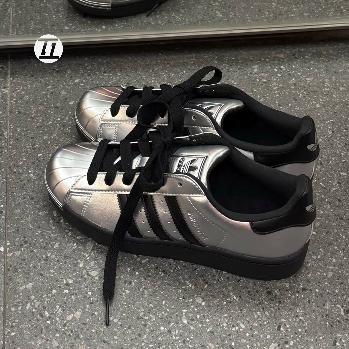 阿迪达斯ADIDAS SUPERSTAR 2 低帮液态银贝壳头休闲板鞋KI9988
