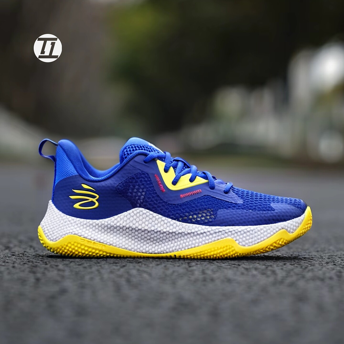 安德玛UA CURRY HOVR SPLASH3库里男子同款休闲运动篮球鞋3026899