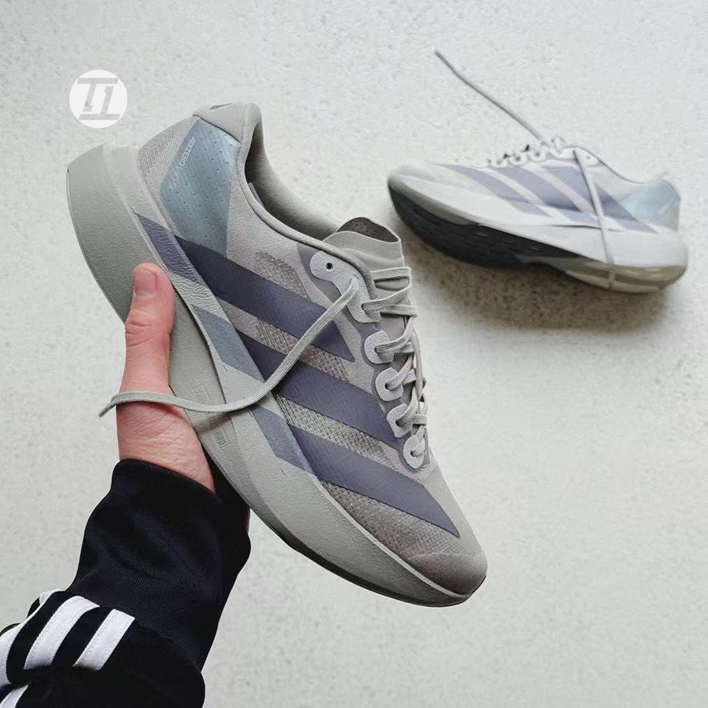 阿迪达斯/Adidas Adizero Evo SL 灰蓝男女运动鞋跑步鞋 KI6880