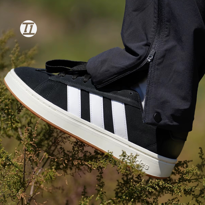 阿迪达斯/adidas复古运动板鞋