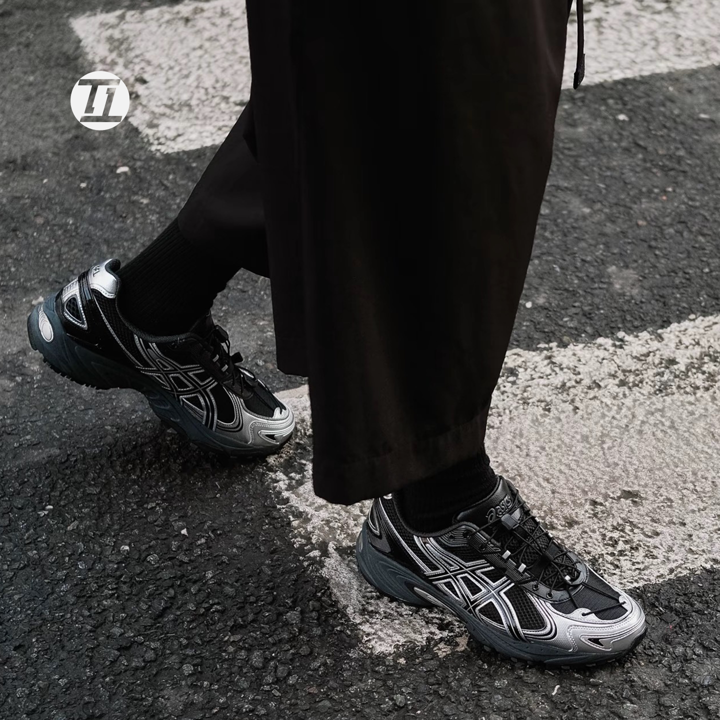AsicsGEL-KAHANATRV4跑步鞋
