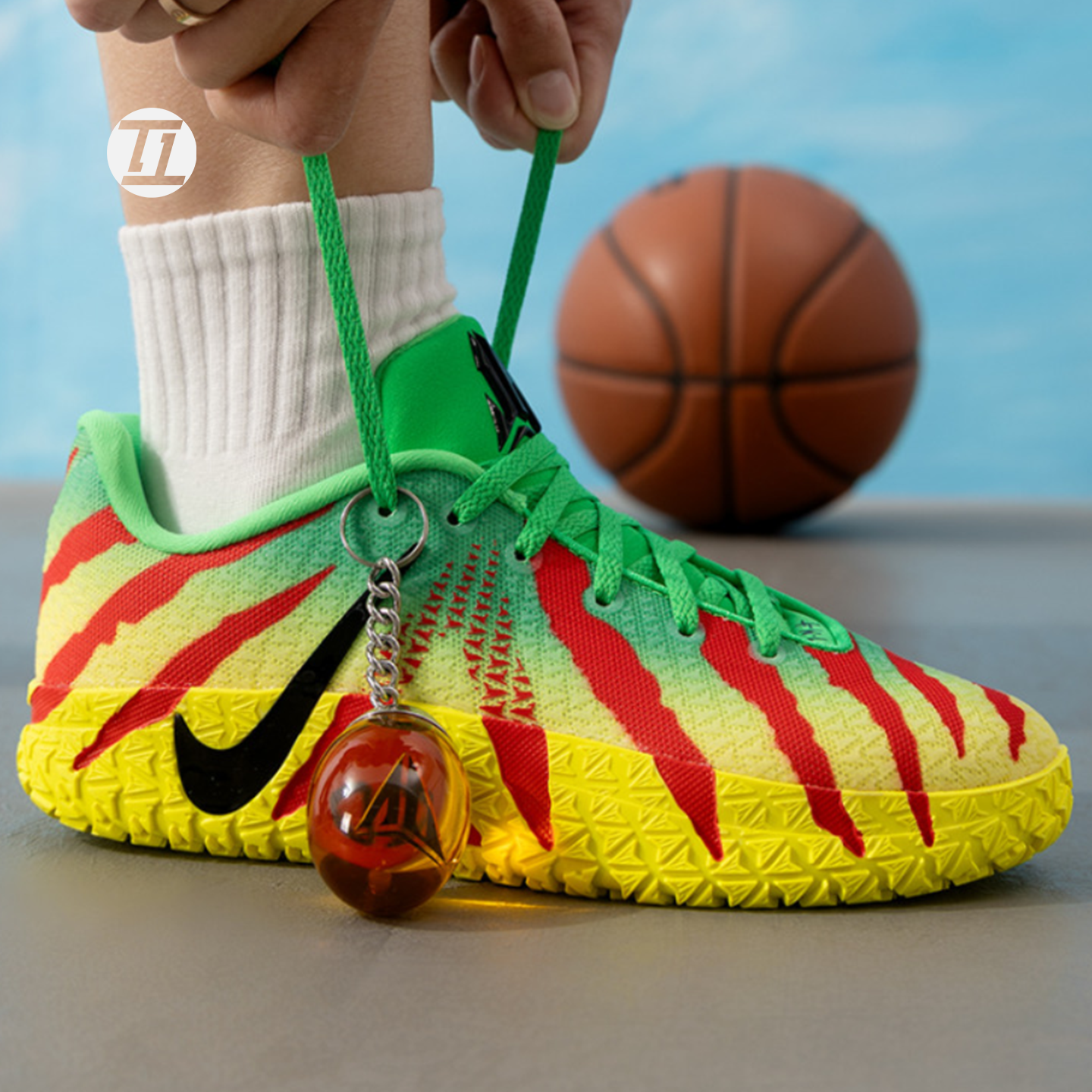 耐克莫兰特3大童轻便实战篮球鞋夏季新款男女童NIKE JA 3 IV2627