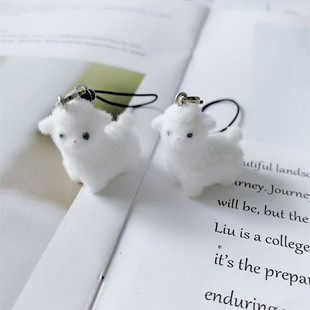 植绒挂件可爱小绵羊小羊驼树脂卡通立体手机链吊坠包包挂饰钥匙扣