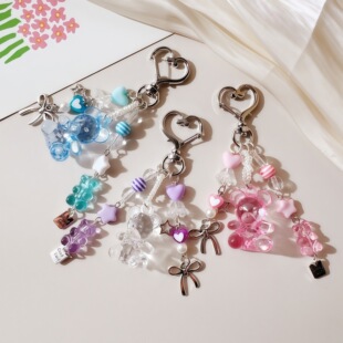 新款亚克力爱心冰透熊可爱卡册挂件串珠ccd包包挂饰钥匙扣手机链