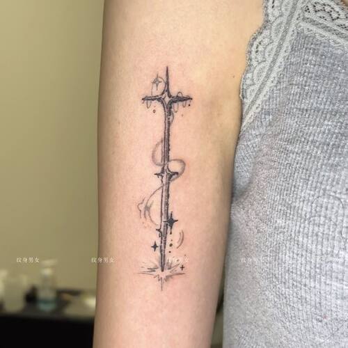 复古利剑形纹身贴 花体字个性仿真持久防水草本果汁纹身贴纸