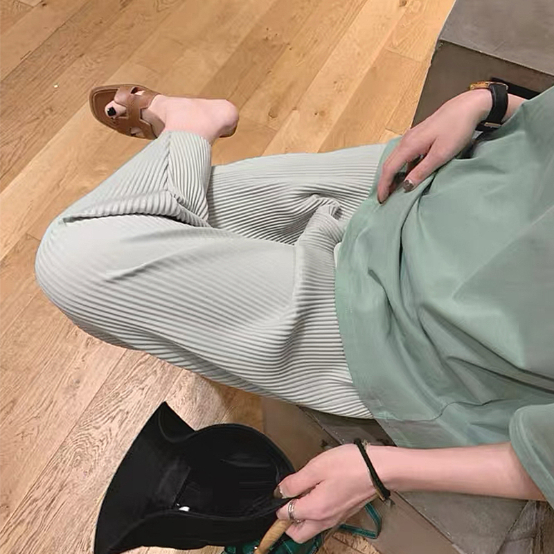 孕妇夏装打底裤直筒阔腿裤子时尚宽松冰丝九分外穿薄款雪纺百褶裤