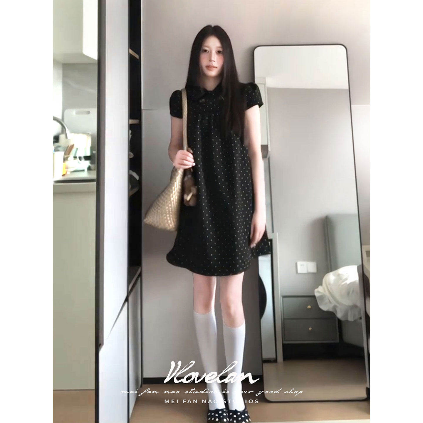 日系复古黑色波点娃娃领