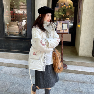 heidy海蒂 有趣系列 白色童趣刺绣腰带羽绒服女90白鹅绒保暖外套