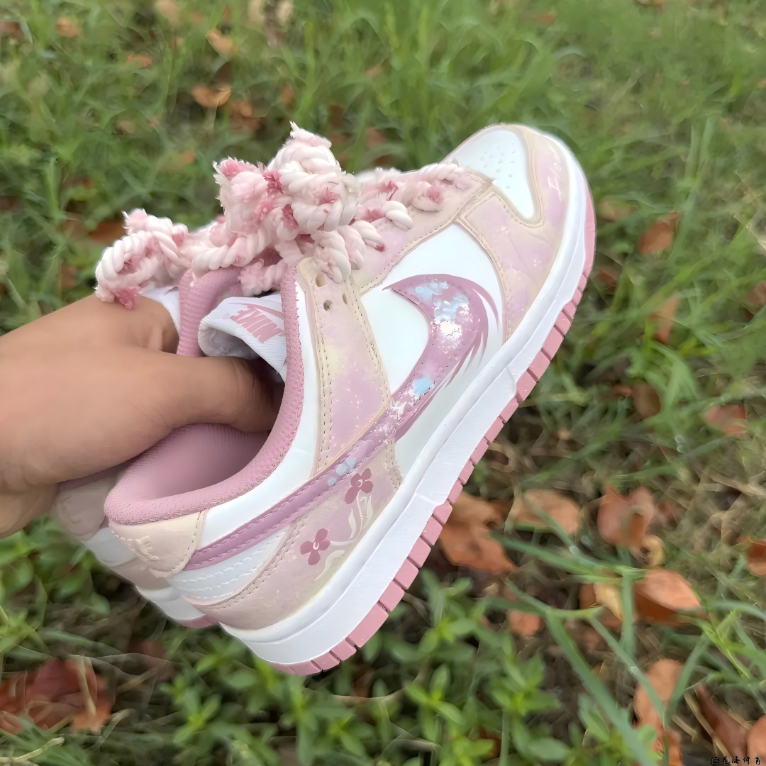 Nike球鞋定制粉漾花海低帮女板鞋