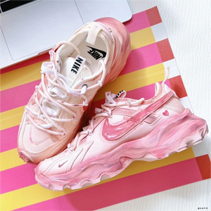 球鞋定制 Nike TC 7900 莫奈晚霞泥染风低帮女款脏脏粉百搭老爹鞋