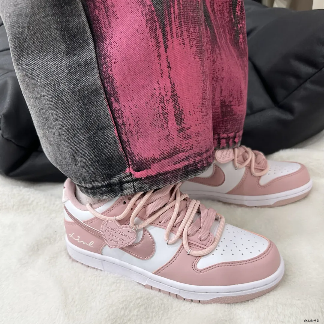 球鞋定制 Nike Dunk Low 芝芝莓莓粉色爱心解构百搭低帮女款板鞋