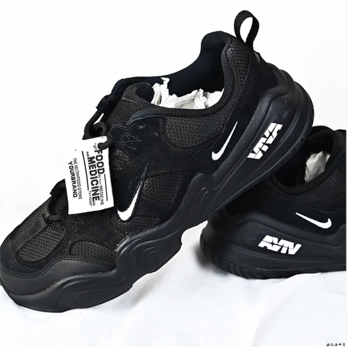 Nike球鞋定制黑白低帮男女老爹鞋