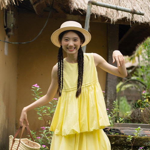 古苔日光黄云朵花苞背心好版型女