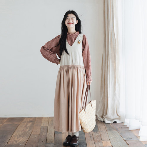 古苔芝士白桃色背心连衣裙日系女