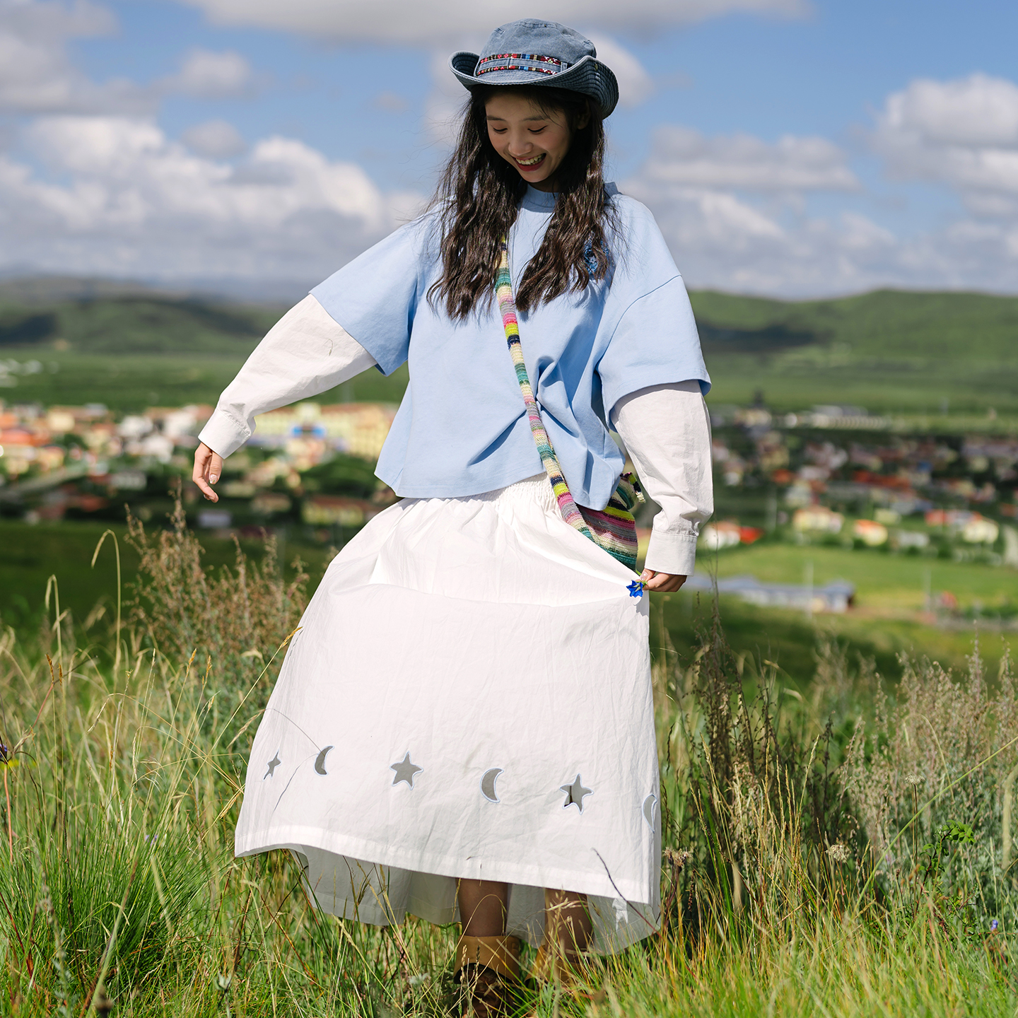 古苔蓝天白云配色假两件拼接卫衣