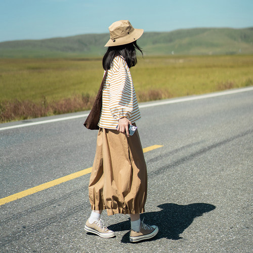 古苔日系文艺花苞裤灯笼裤女