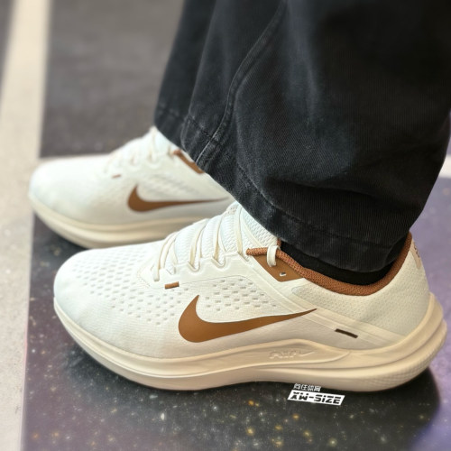 Nike男子气垫运动跑鞋
