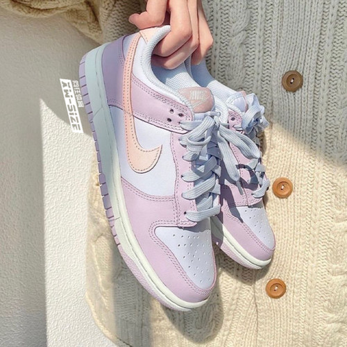 NikeDunk女子星黛露紫粉低帮板鞋