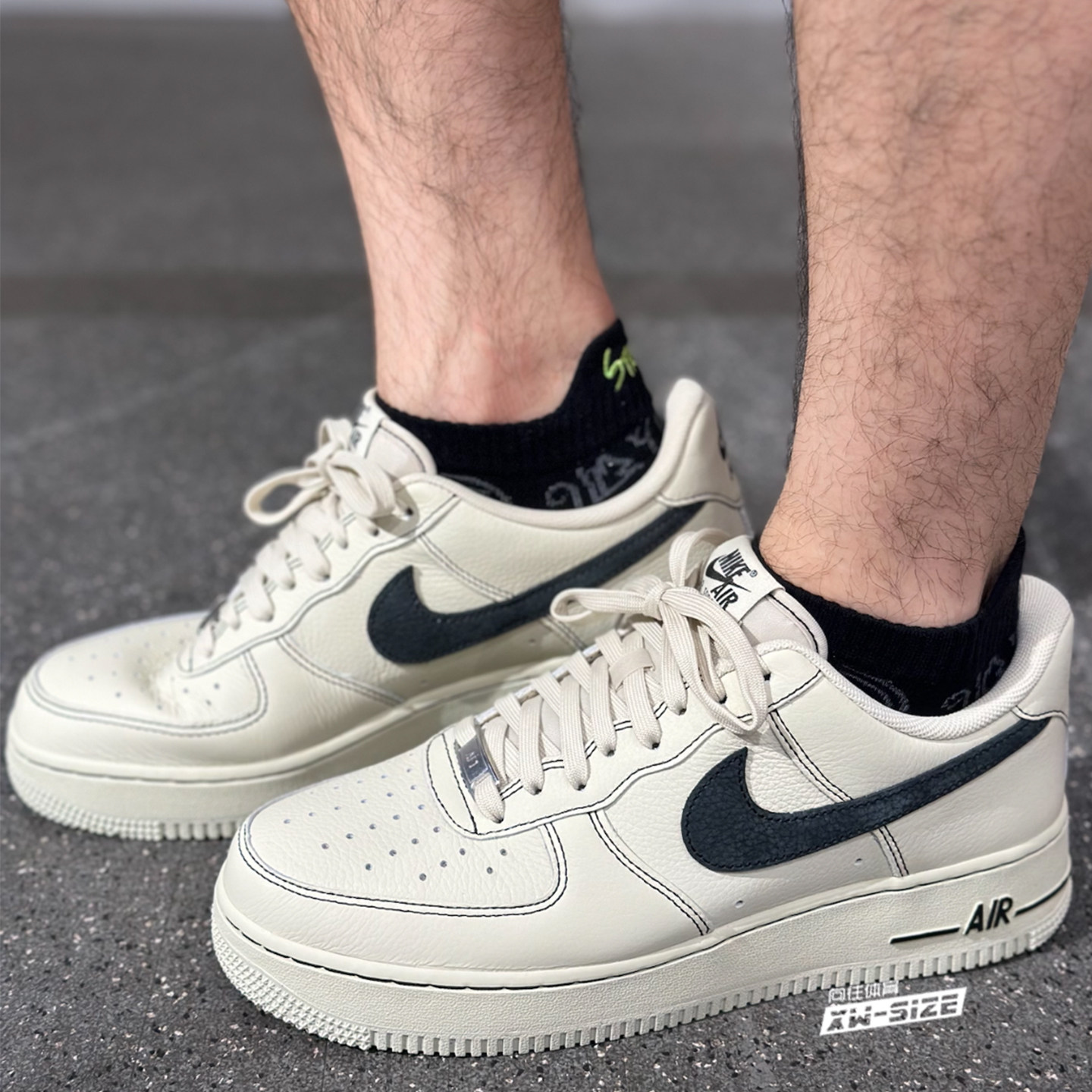 向往体育Nike/耐克Air Force1男子AF1空军复古休闲板鞋HQ2037