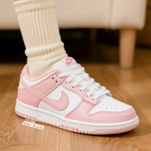 Nike耐克Dunk女子粉白低帮板鞋