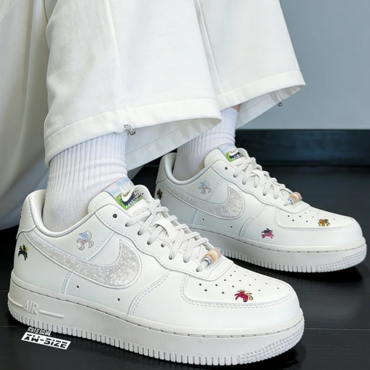 向往体育Nike/耐克Air Force1女子AF1马年限定空军板鞋IQ1143-100,运动鞋new,板鞋,淘宝优惠券,粉丝福利购,淘宝优惠卷