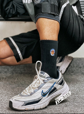 向往体育 Nike/耐克Initiator男女子四季复古老爹鞋394055 394053