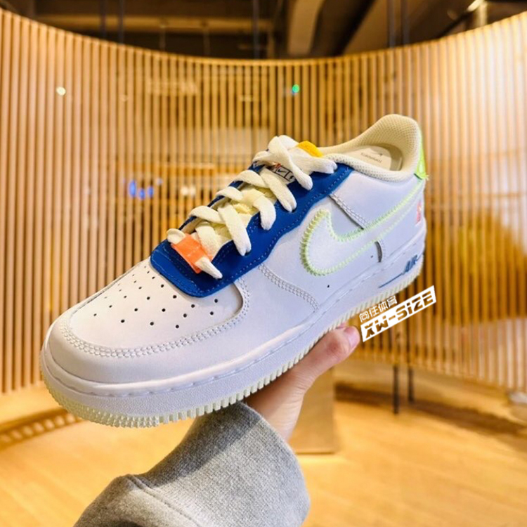 Nike女子AF1荧光小清新空军板鞋