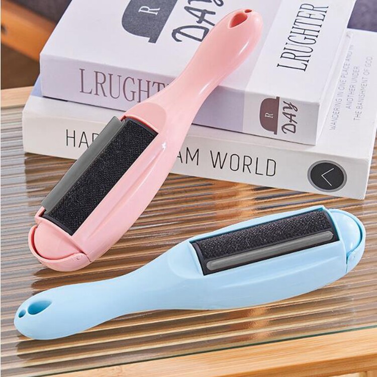 静电粘毛刷衣物除毛神器滚动吸毛刷便携式衣物除尘刷宠物粘毛家用