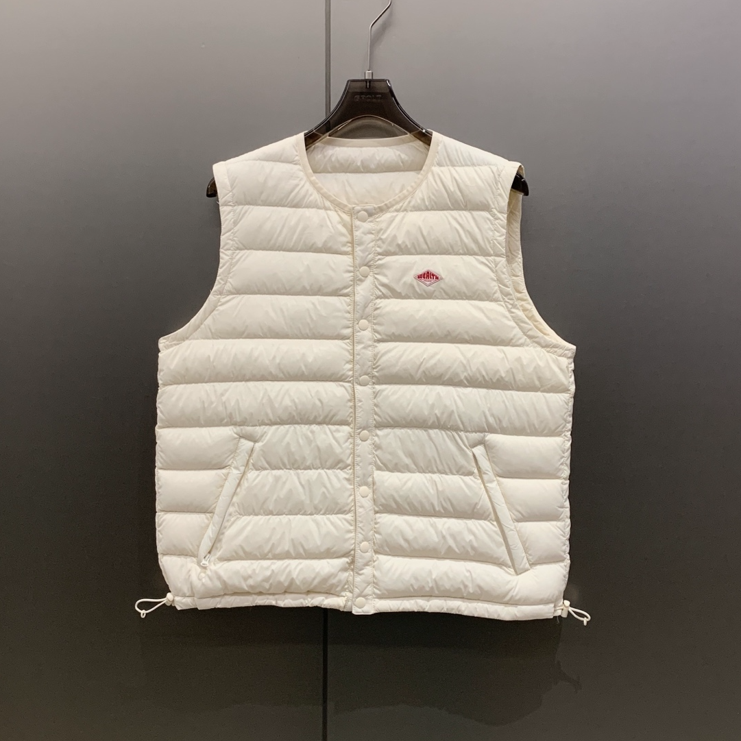 日系户外轻量化保暖小标搭配95白鹅绒羽绒马甲女W7039