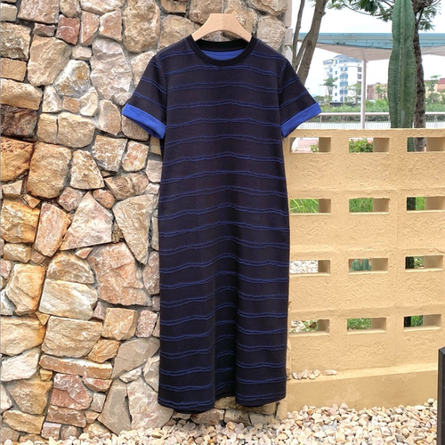 深海藏青｜波浪肌理条纹宽松直筒长款短袖连衣裙女 Q224