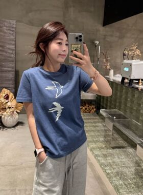 100%纯棉夏季薄款圆领落肩百搭宽松飞鸟印花短袖T恤女 T8950