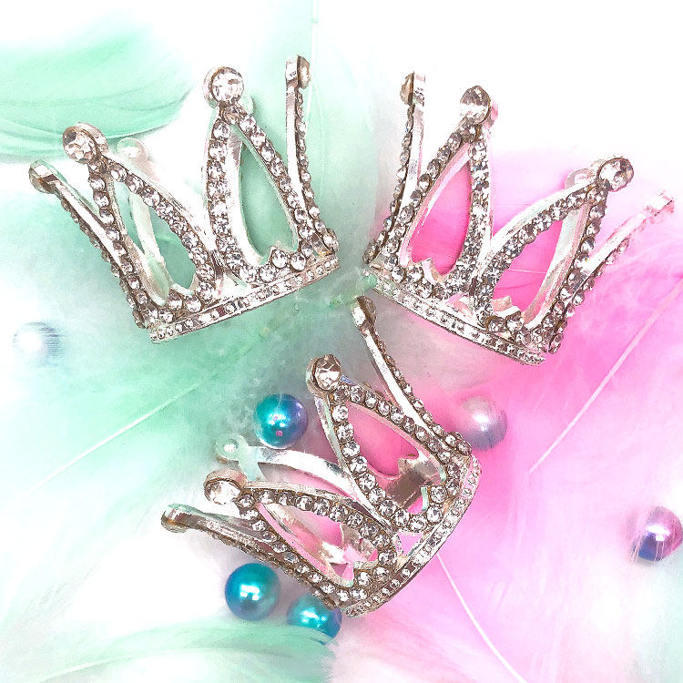 烘焙生日蛋糕装饰钻石迷你小皇冠生日派对摆件甜品台6瓣爱心皇冠