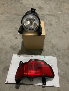 东风风光330S前雾灯 后雾灯总成 东风风光330s前杠灯 后杠灯总成