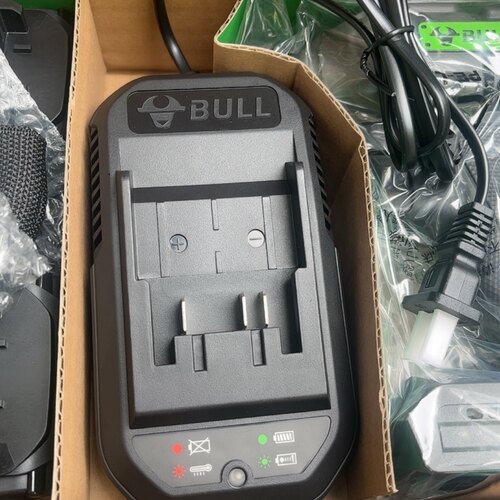 公牛原装20V锂电工具充电器