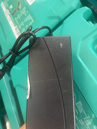 21V-2000VF电动扳手快充通用充电器手电钻电锯角磨机锂电池充电器