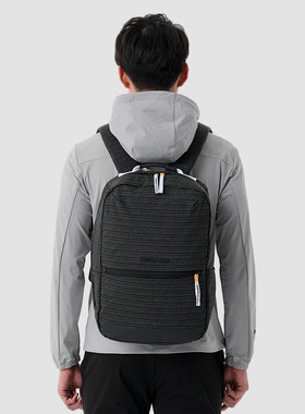 探路者双肩包春夏户外男/女通款复合面料20升电脑背包TEBI80756