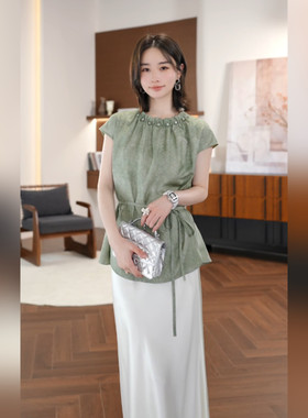 邱莹莹 