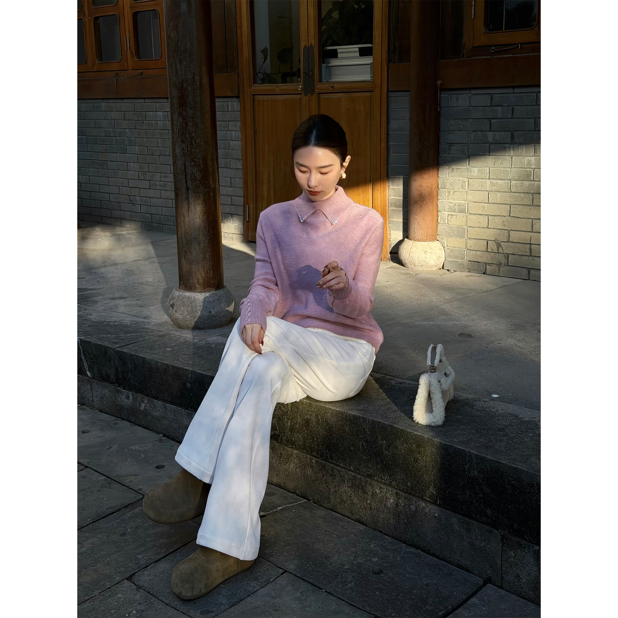 邱莹莹 HELA AOMI “星河POLO”绵羊毛重工钉珠亮片长袖针织衫