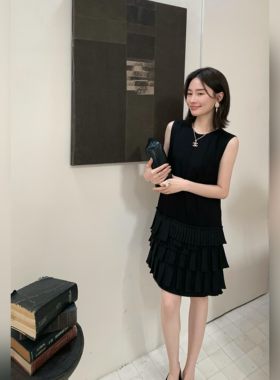 邱莹莹 