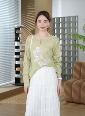 邱莹莹 