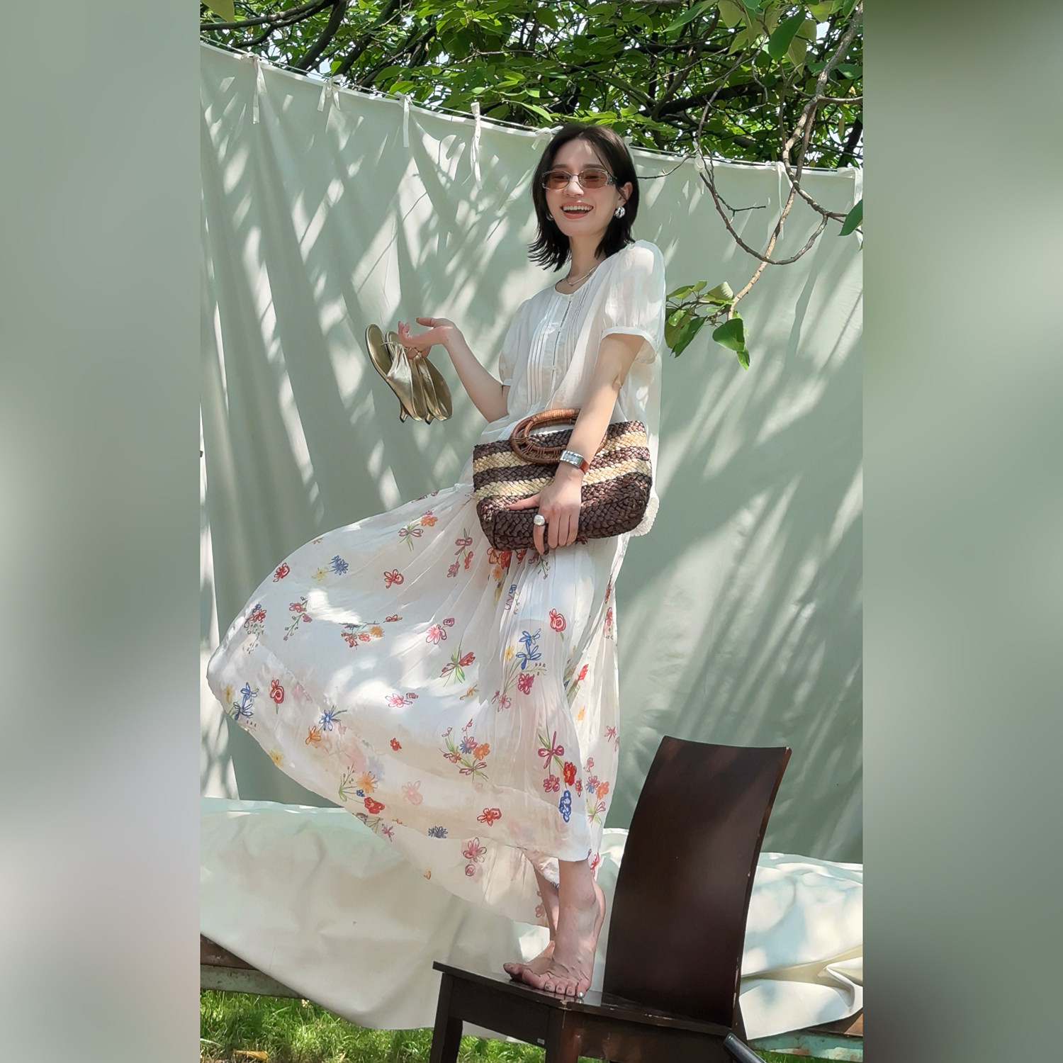 邱莹莹“小花裙”苎麻莱赛尔松紧腰印花半身纱裙蕾丝拼接衬衫套装