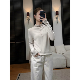 邱莹莹 HELAAOMI “纽扣打底”绵羊毛山羊绒罗纹肌理感打底衫