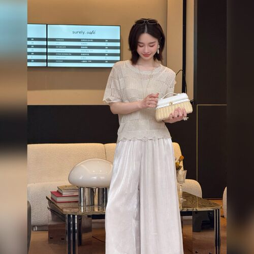 邱莹莹 