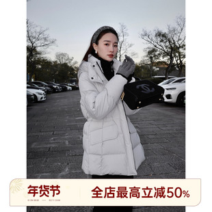 邱莹莹 HELA AOMI “波兰进口白鹅绒.高奢四面弹”羽绒服