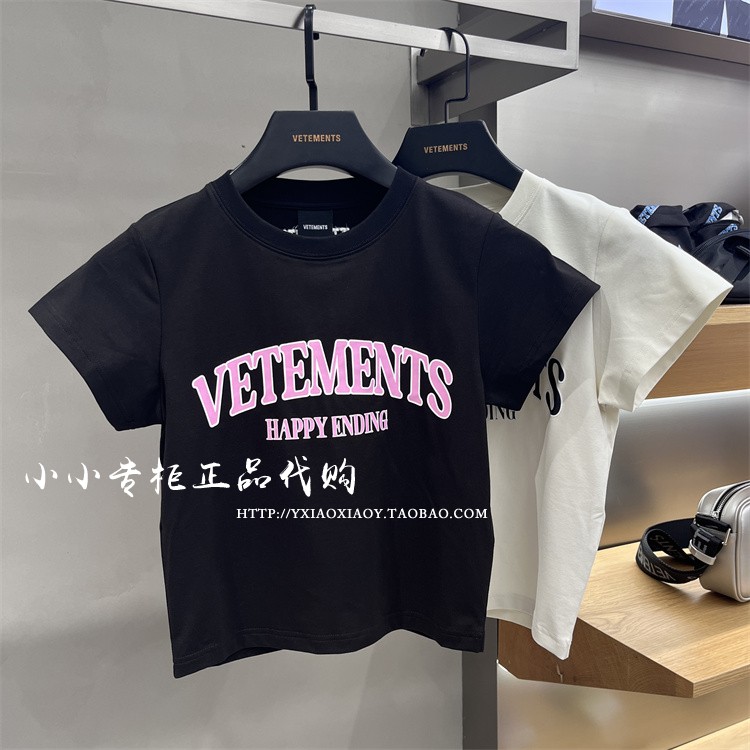 VETEMENTS维特萌专柜正品 2023夏款女士显瘦印花短袖T恤 33352209-封面