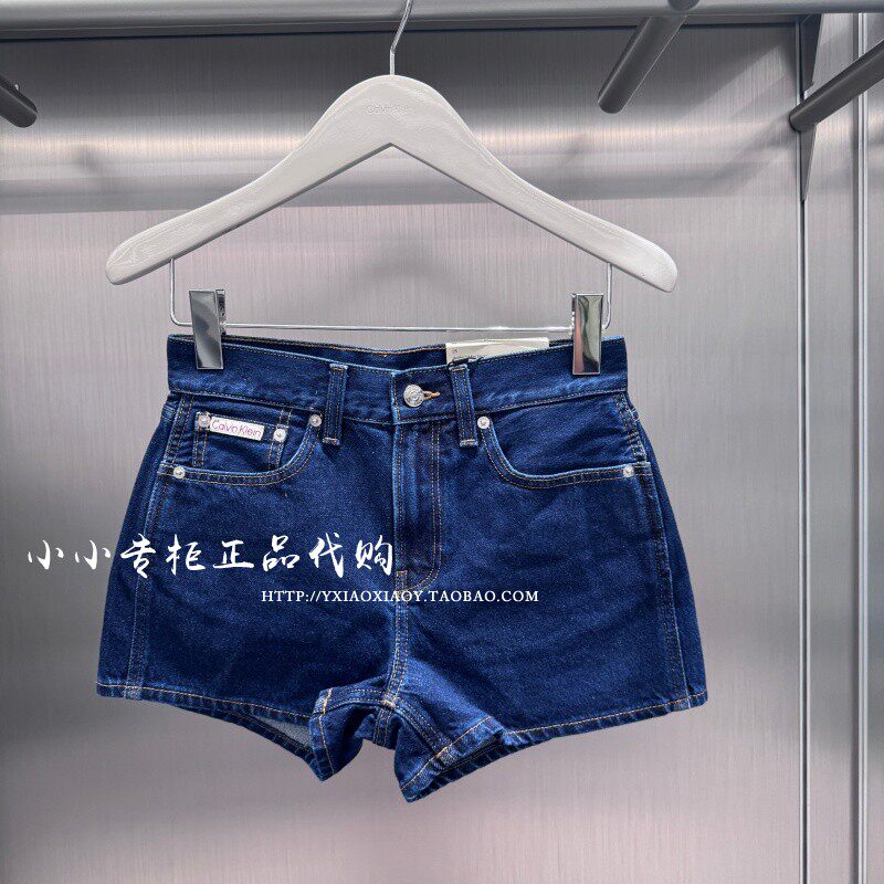 CK Jeans专柜正品 2026春夏新款女士性感辣妹纯棉牛仔短裤47F768G